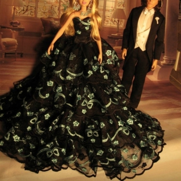 NEW OOAK ELEGANT DRESSED BARBIE DOLL W/ UPDOS IN GOWNS & ACCESSORIES $175 EACH - Picture 4 of 16